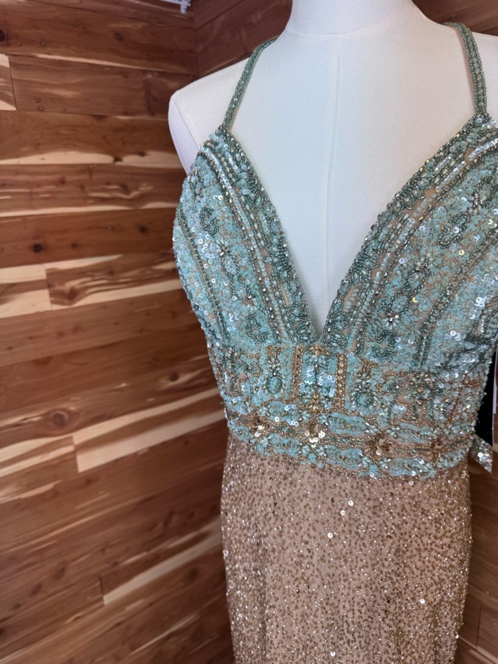 Sherri Hill Aqua Gold Red Carpet Goddess Gown NWT Size 16 - Picture 4 of 17